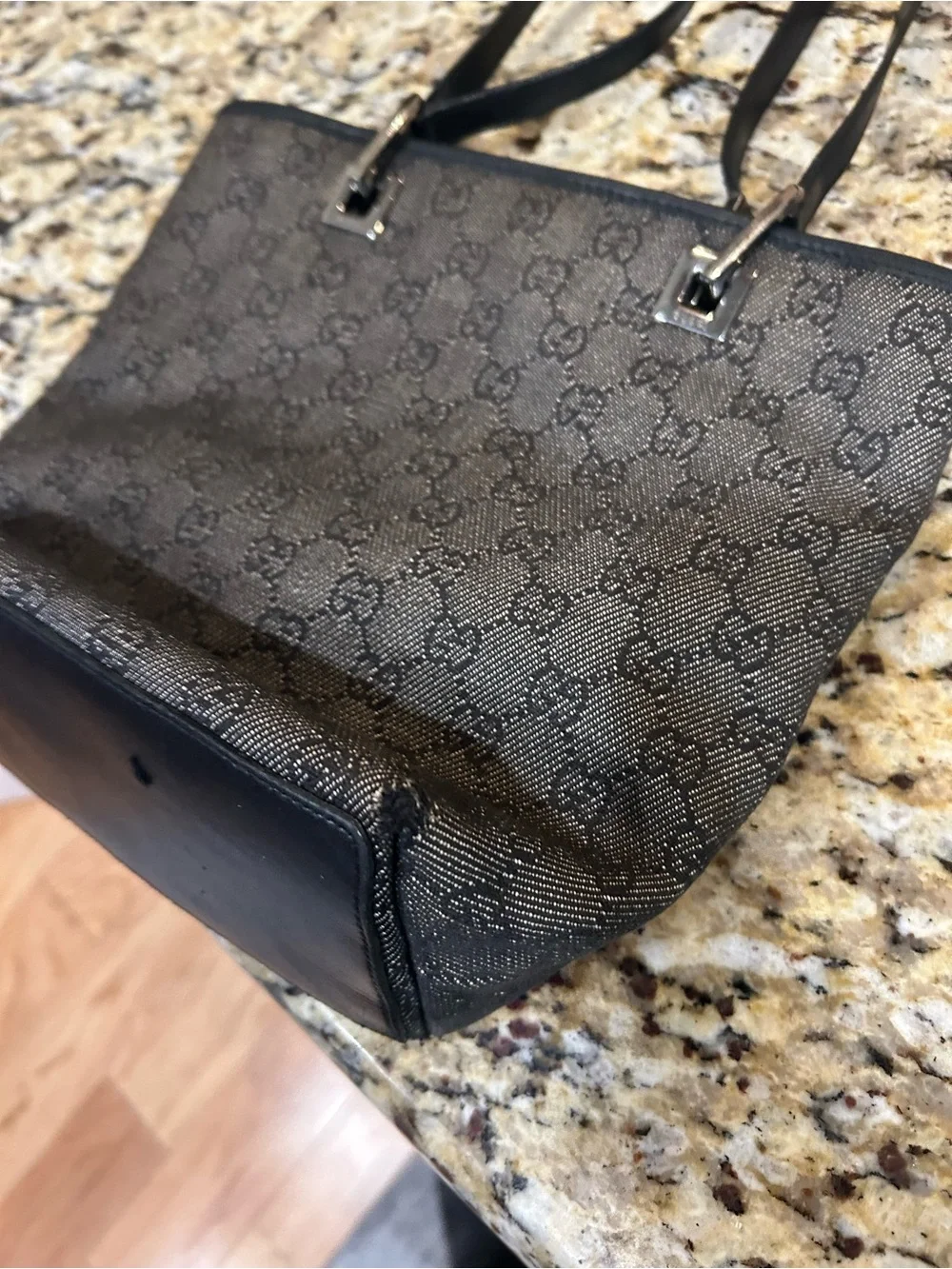 Gucci stylish black