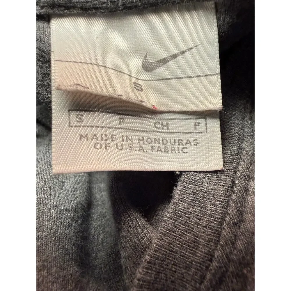 Nike Gym Goddess Long Sleeve Tee, Gray Graphic Top, Workout Activewear, Small