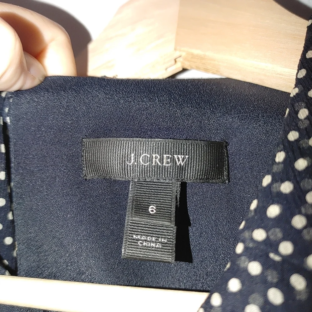 J. Crew Sleeveless Blouse Navy Blue While Polka Dot Silk Overlay Classic Neutral