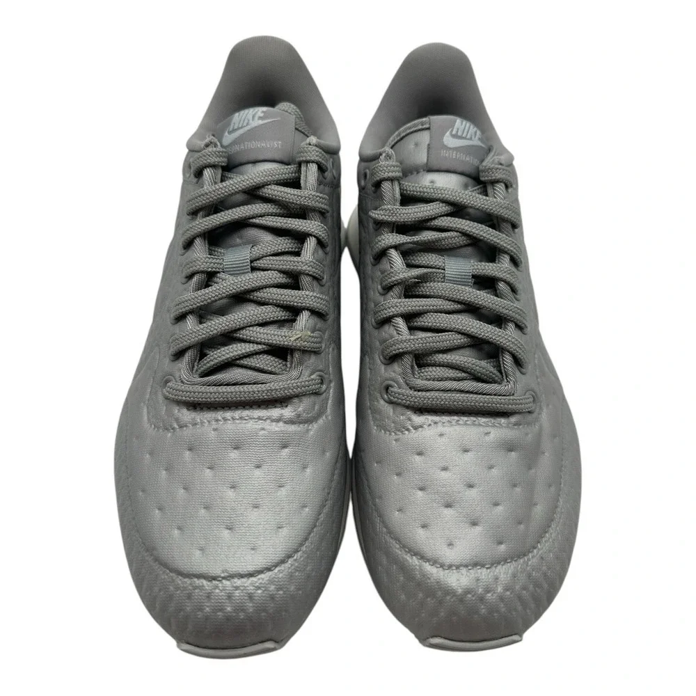 Nike Women's Athletic Shoes Gray