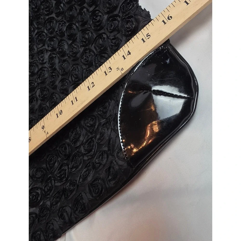 N/A black tote