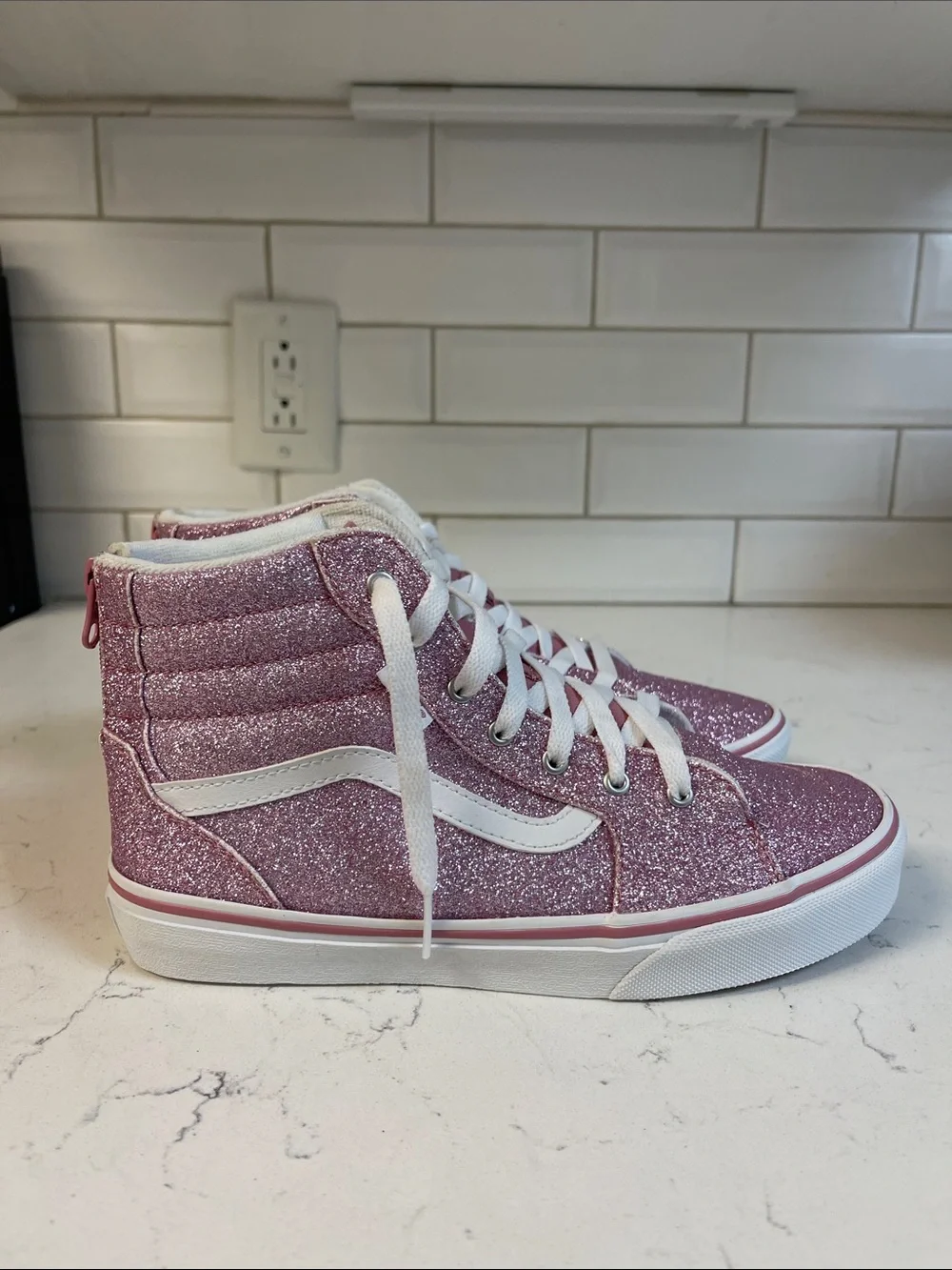 Sneakers Vans Girls Filmore Hi Zip Spring Glitter Mauve Size 5 Missy Worn 1-2x’s