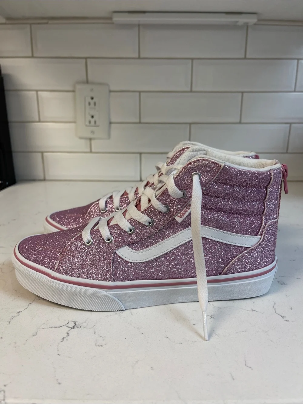Sneakers Vans Girls Filmore Hi Zip Spring Glitter Mauve Size 5 Missy Worn 1-2x’s