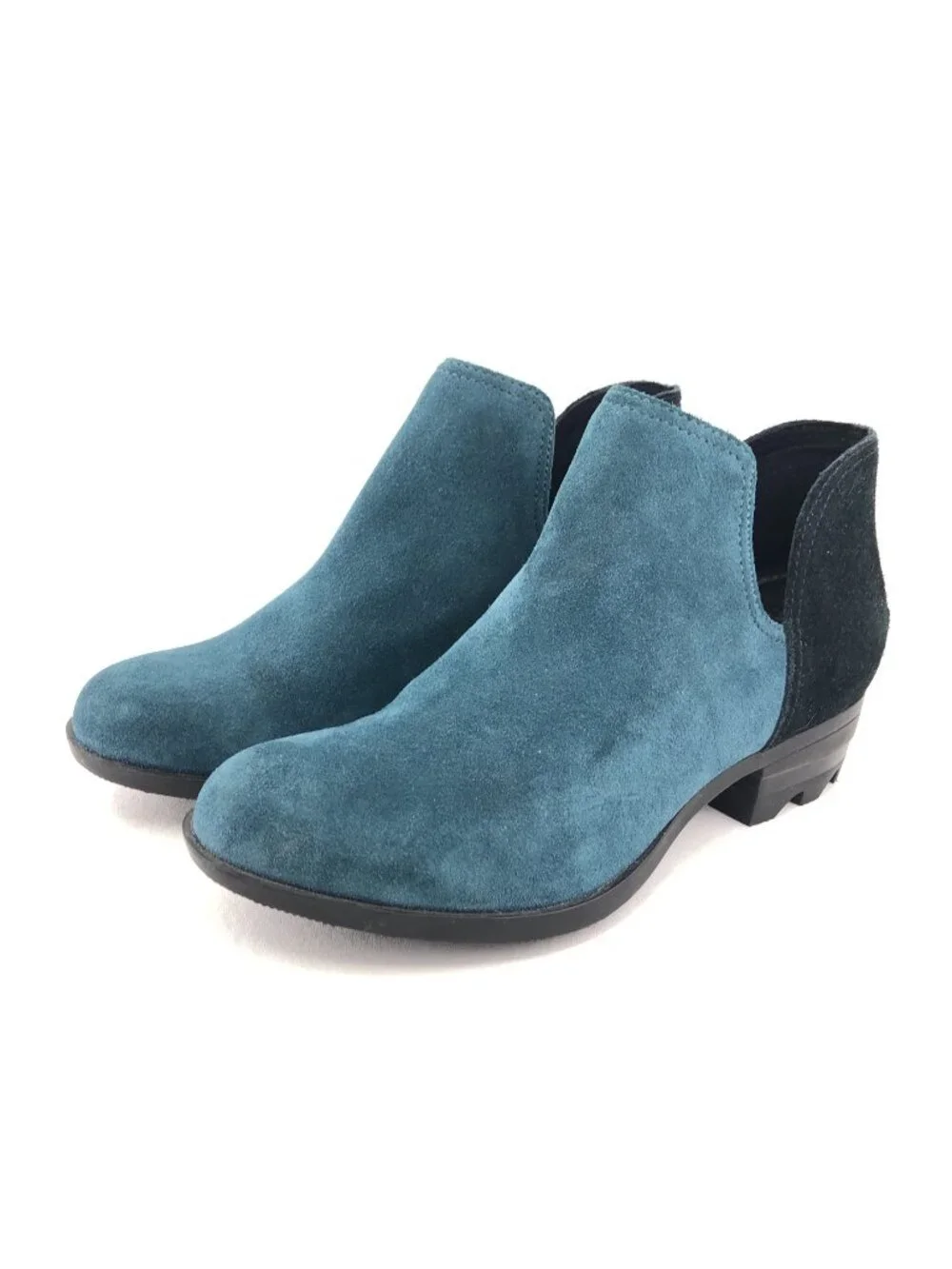 Sorel Lolla II Cut Out Suede Ankle Boots 7.5
