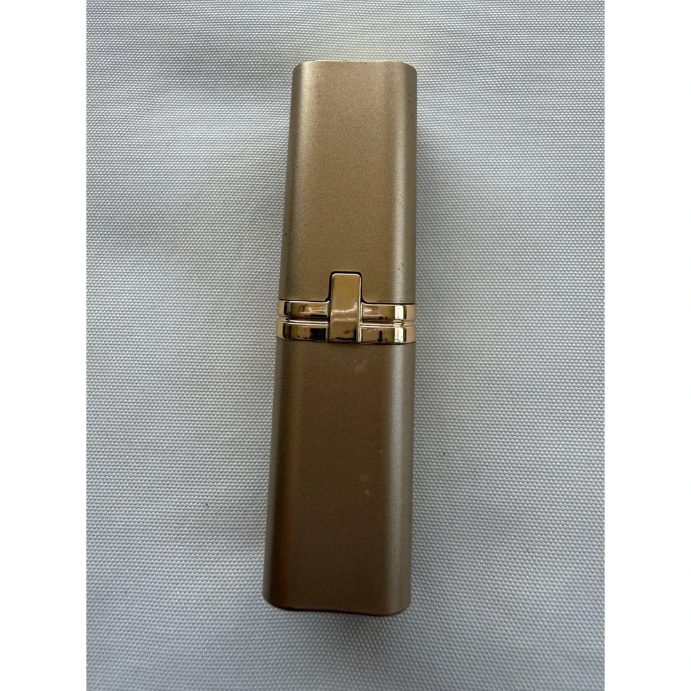LOreal Colour Riche Satin Lipstick 590 Blushing Berry Gold Tube‎ Creamy Berry