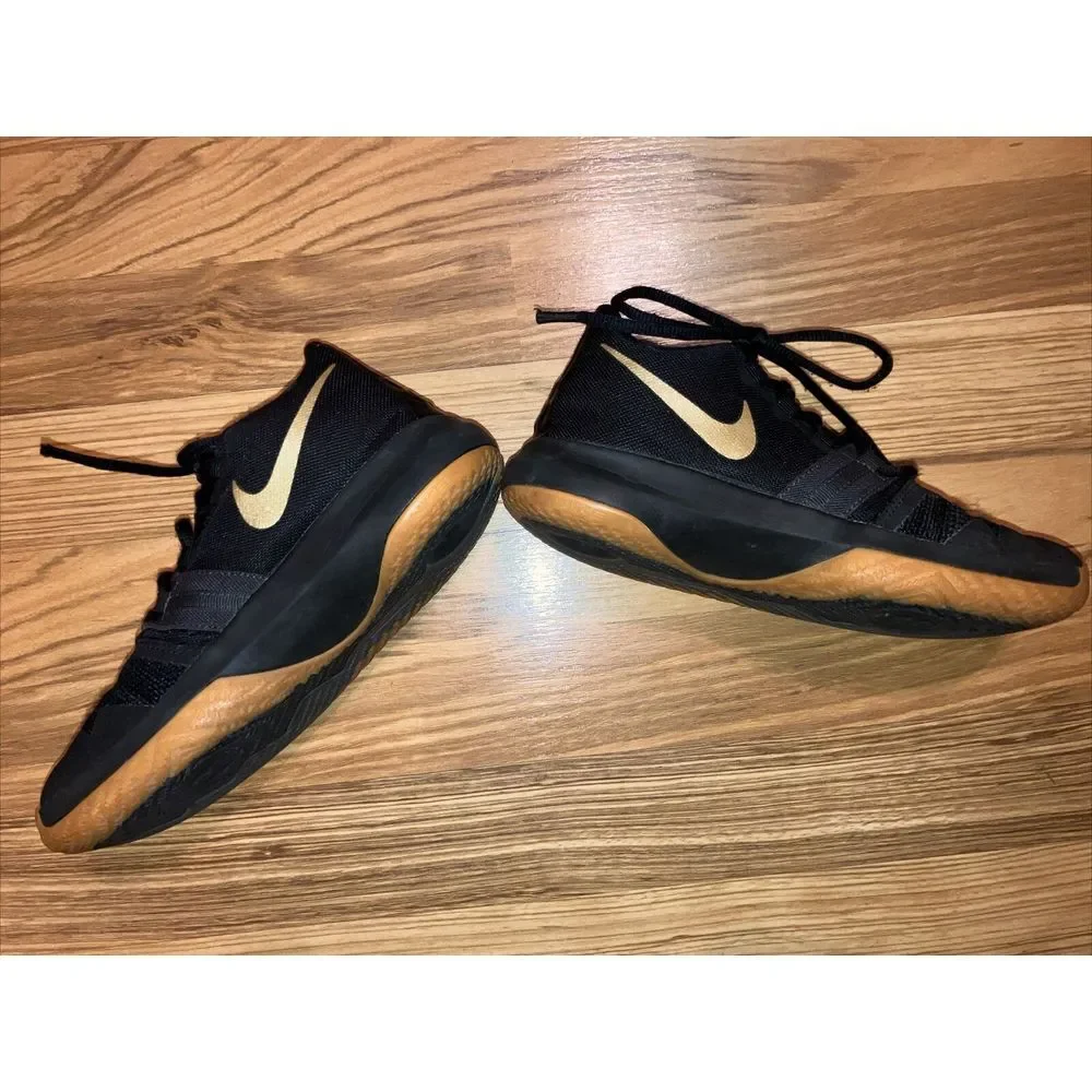 Nike Kyrie Flytrap Black-Metallic‎ Gold RARE Shoes Sneakers Boys 4Y 4 Youth