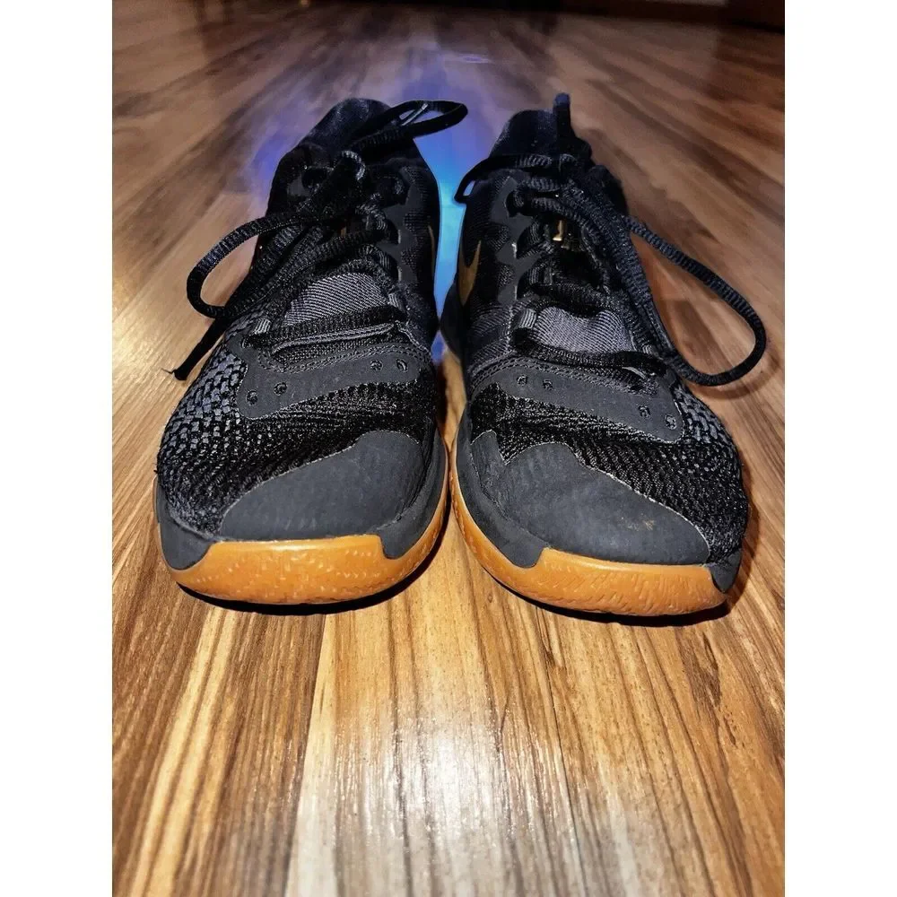Nike Kyrie Flytrap Black-Metallic‎ Gold RARE Shoes Sneakers Boys 4Y 4 Youth