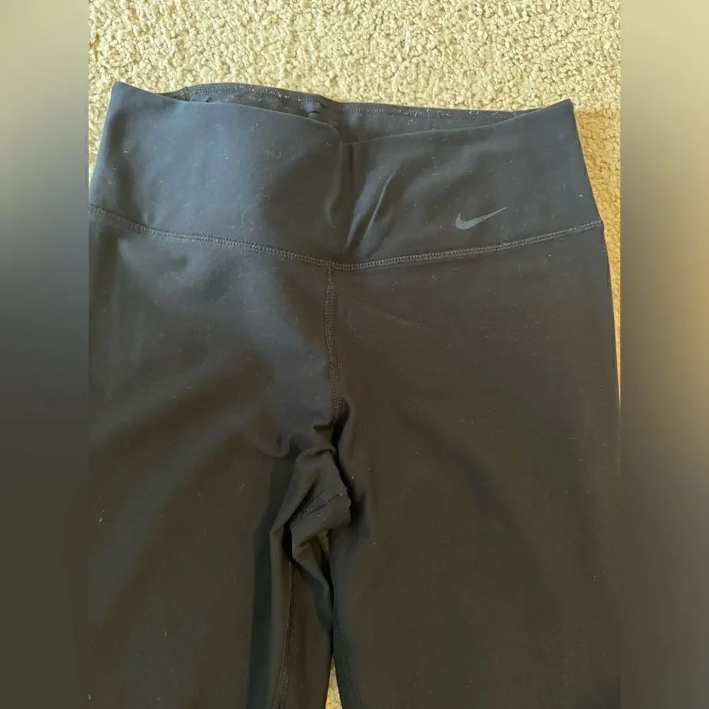 Nike leggings gently