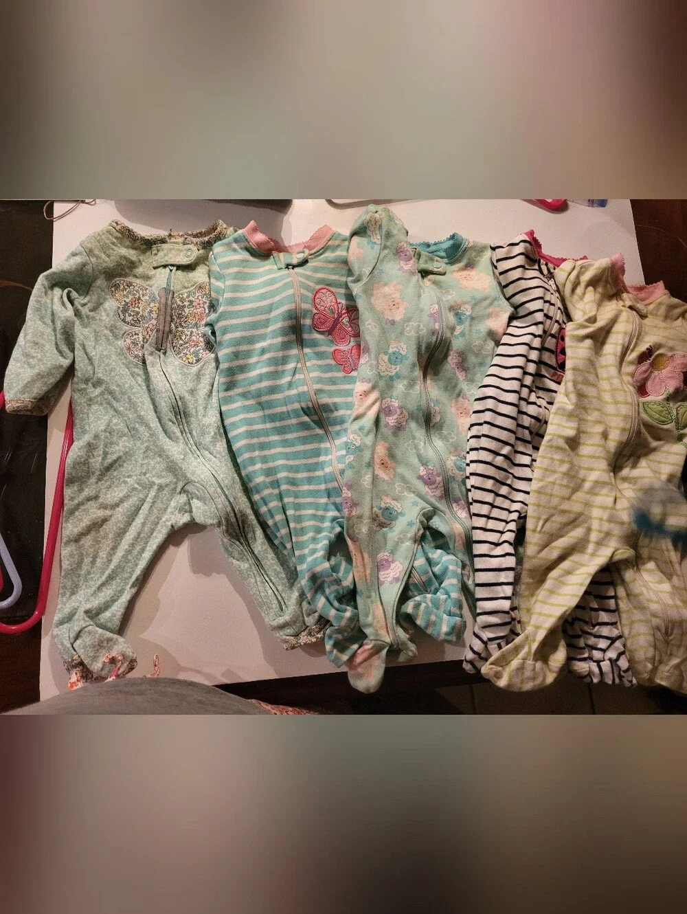 Bundle Of 5 Infanted Footed Pajamas Garanimal & Carter Size 3/6 Months + Hangers