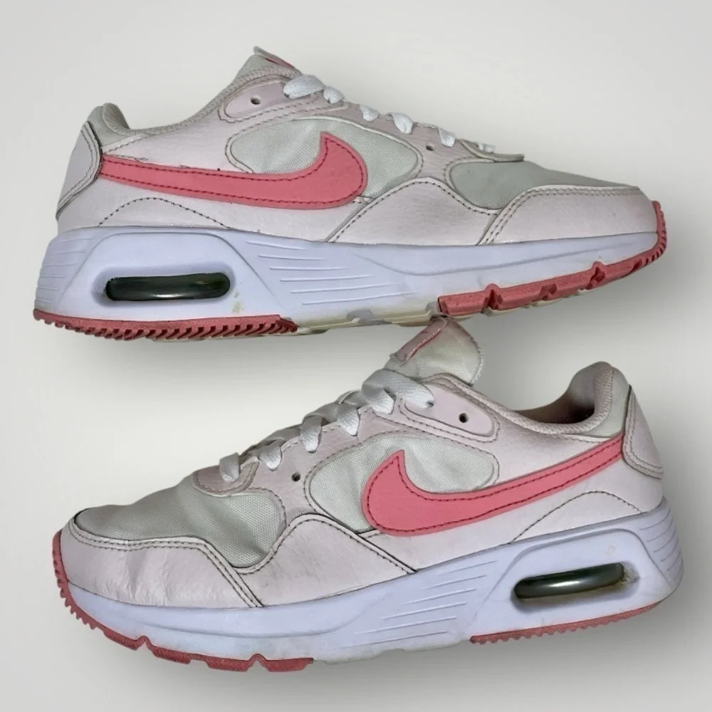 Nike gently used