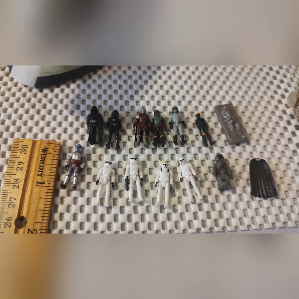 STAR WARS Micro Galaxy Bundle 9pcs Included 9pcs and 12 Micro Figures