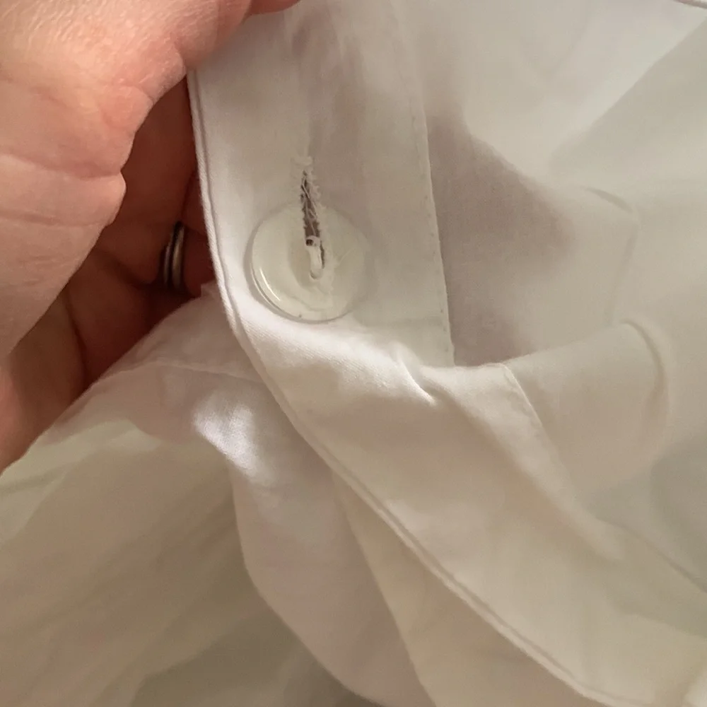 Balfour Hotel duvet cover metallic embroidered floral‎ details white silver king