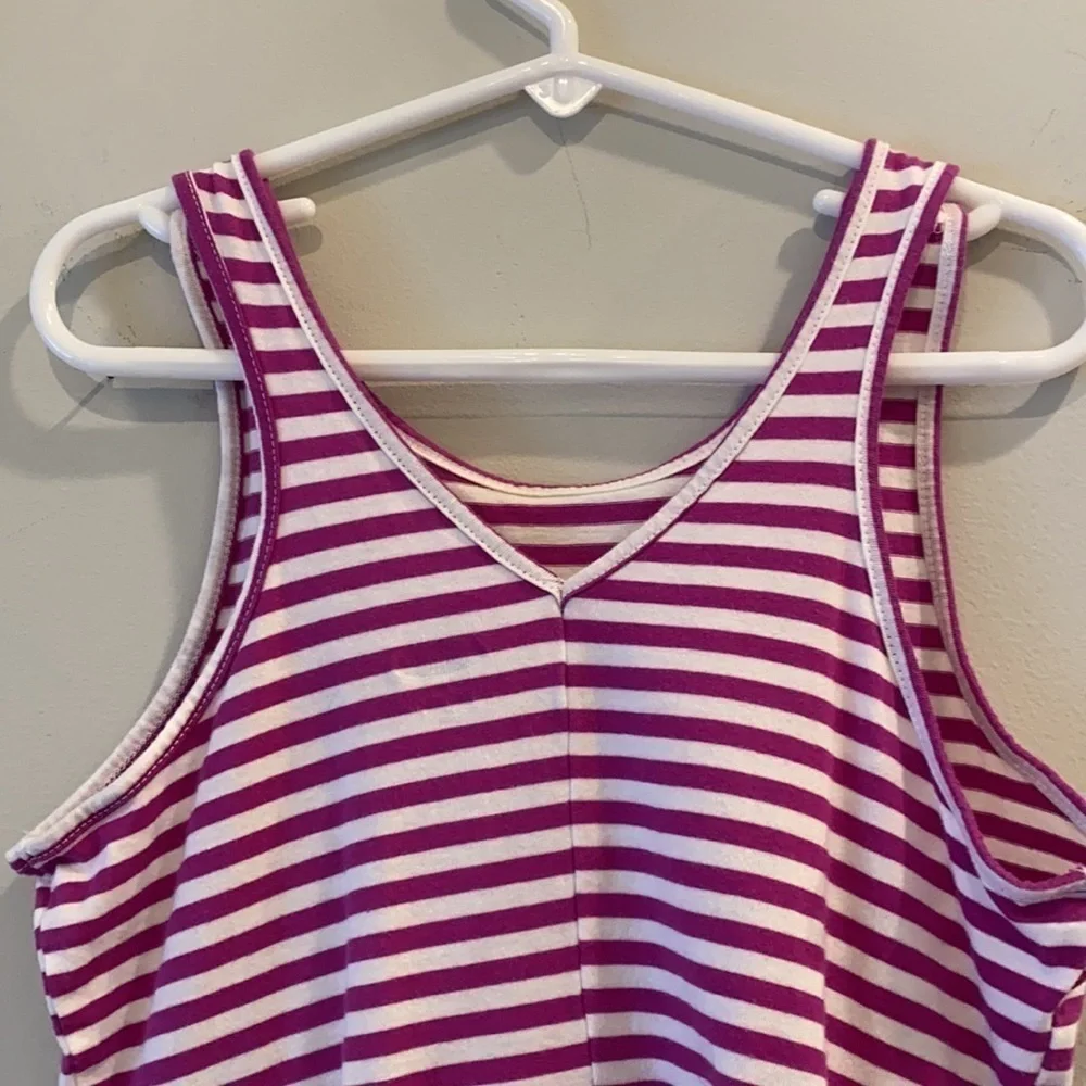 Old navy. girls sleeveless tank dress.  size M (8). Stripes. Sundress