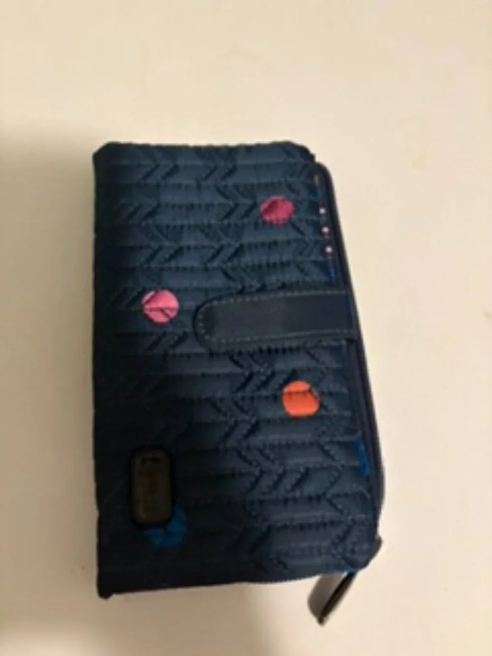 Lug-Hatchback Navy Multi Dots with matching Tram- EUC