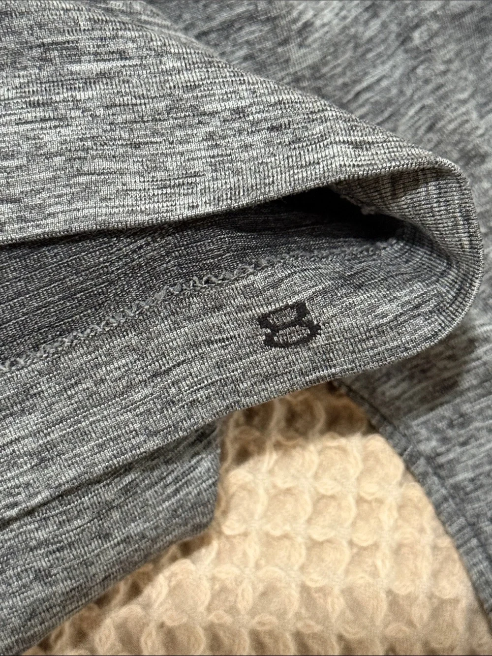 lululemon athletica euc smoke