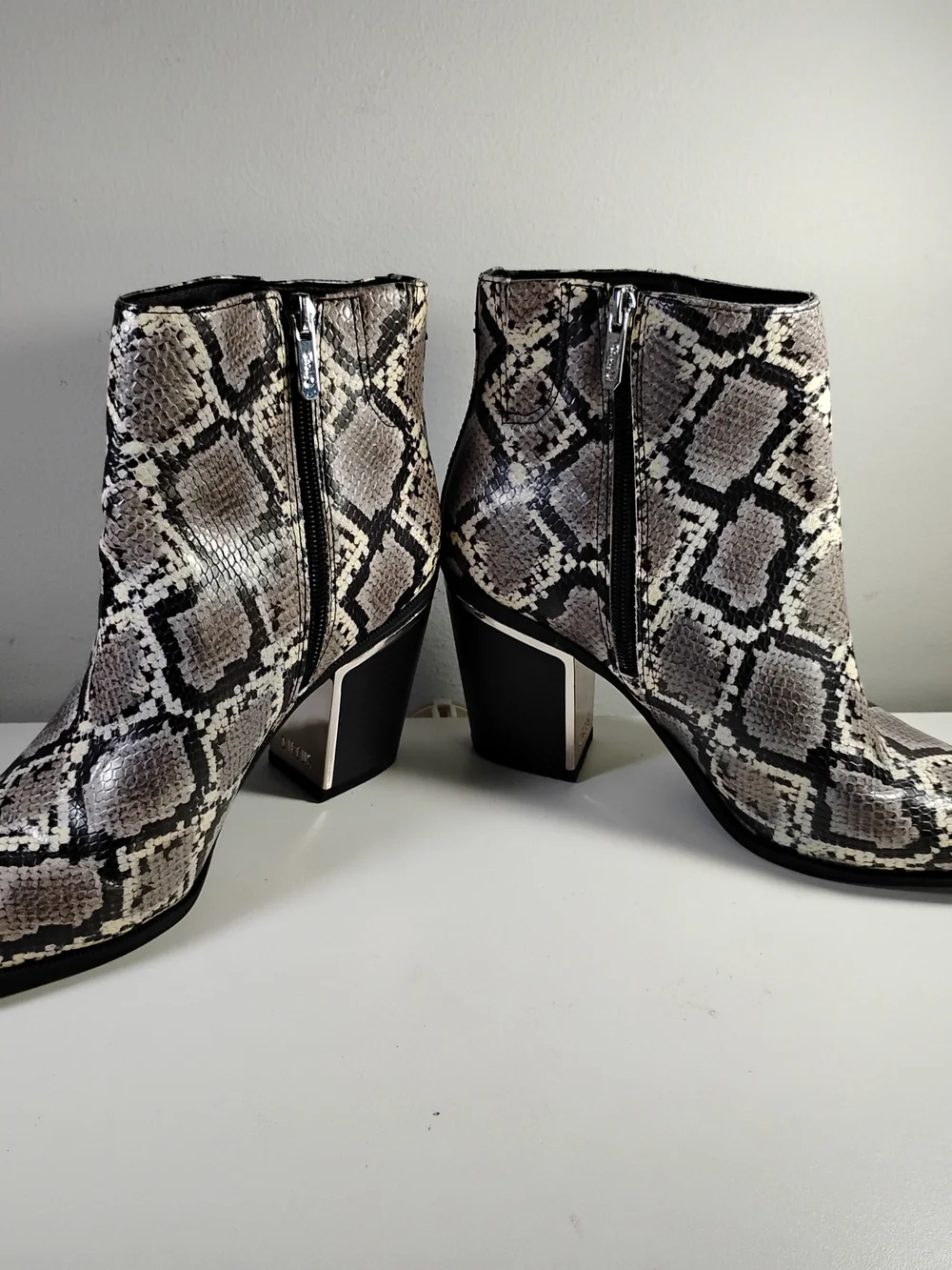 Circus Women’s Size 8 Snake Print Pointed Toe Ankle Boots Block Heel