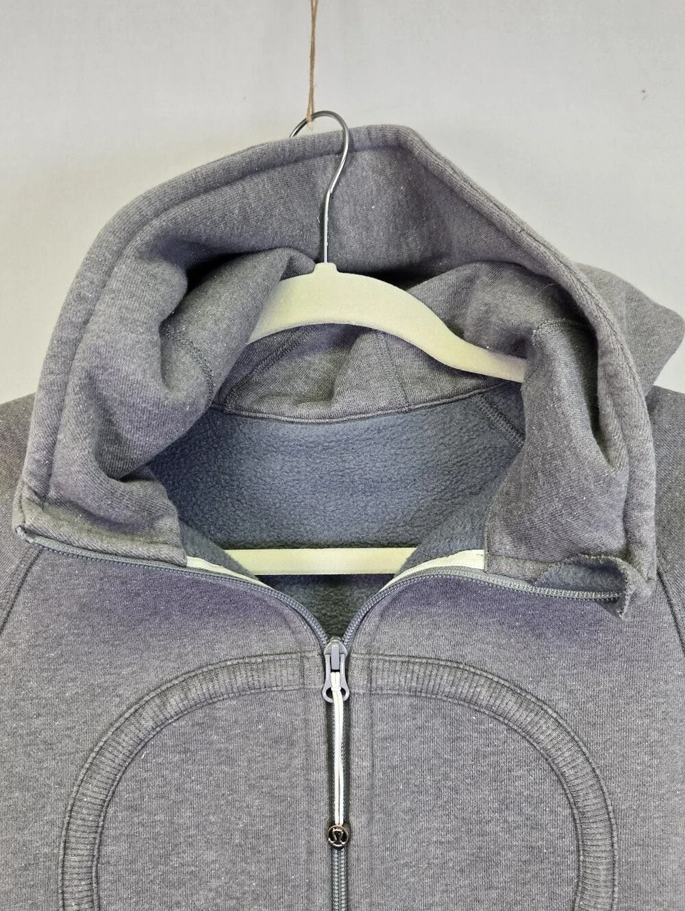 lululemon athletica lululemon size