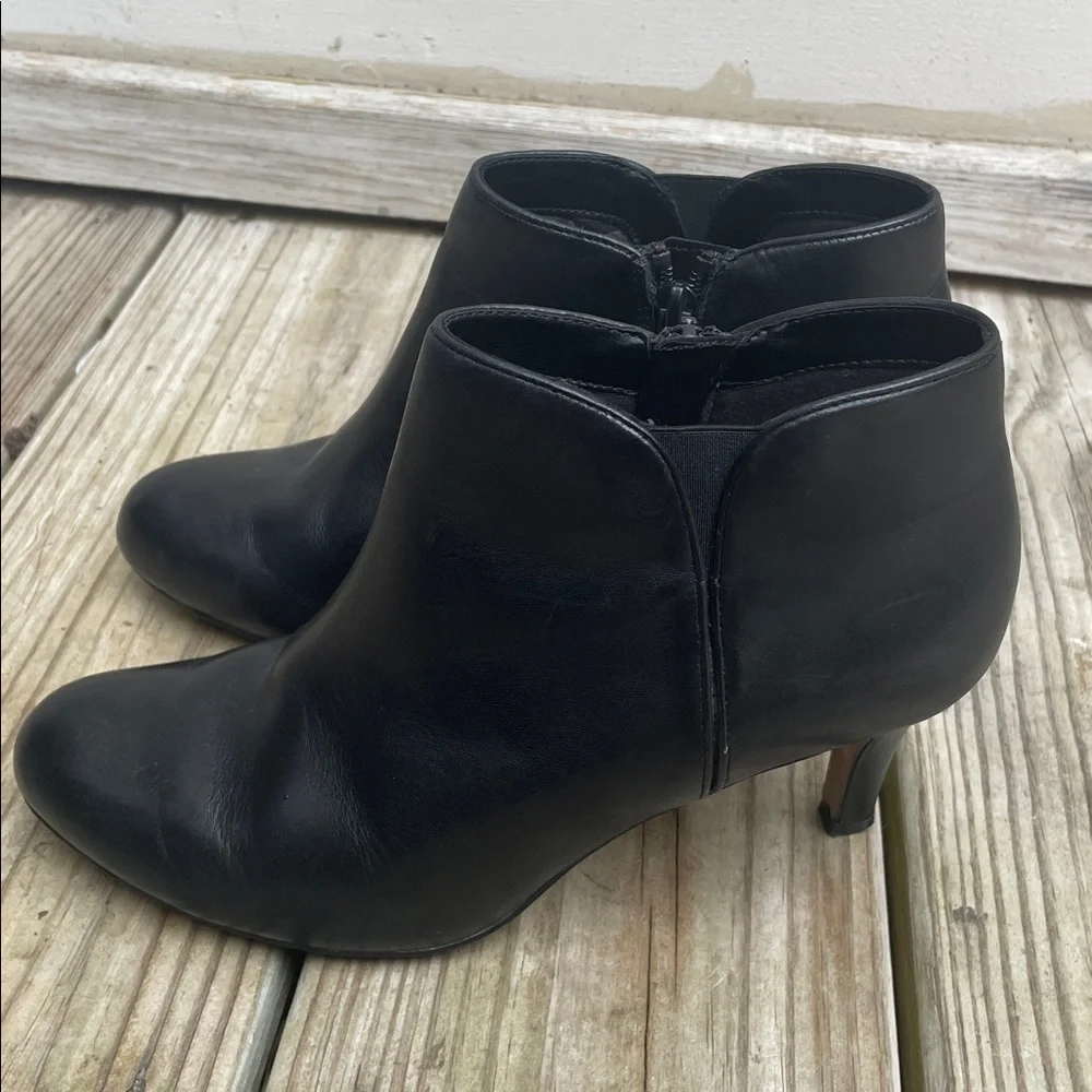 Clarks collection arista