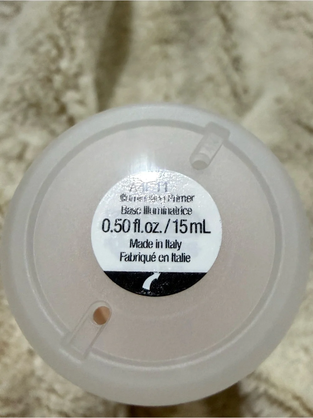 Rare Beauty Always an Optimist Illuminating Primer - Pink, Cream