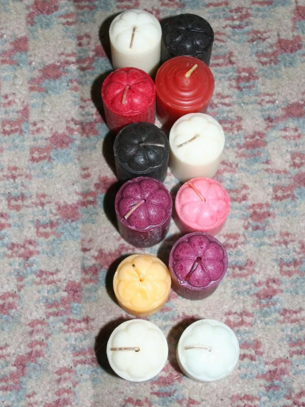 (12) Multi Color Highly Scent Disc.Paraffin Voltive Candle-Lite Early 2000s LT-3