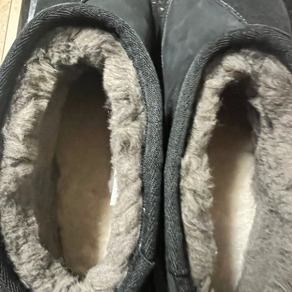 UGG worn maybe