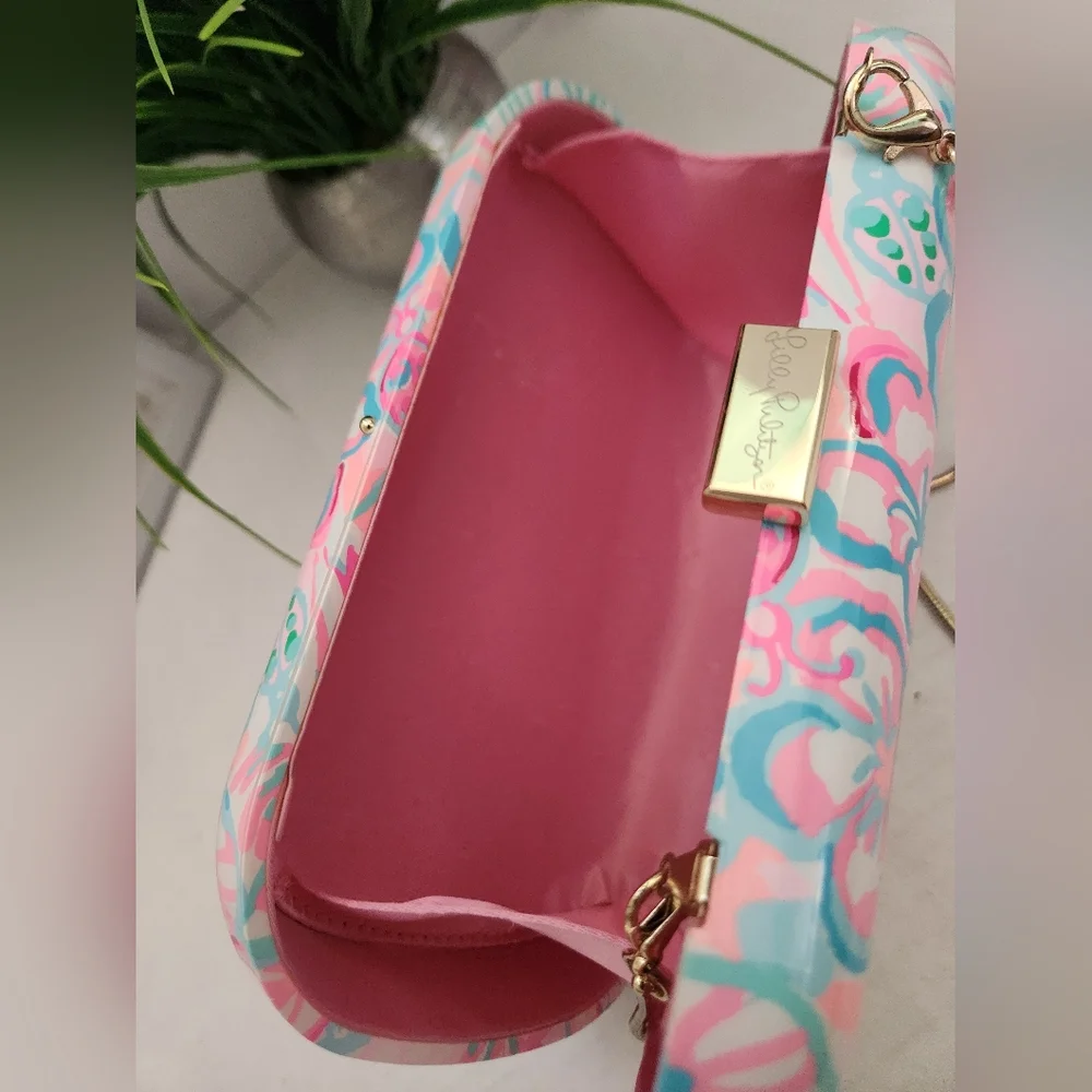 Lilly Pulitzer this elegant