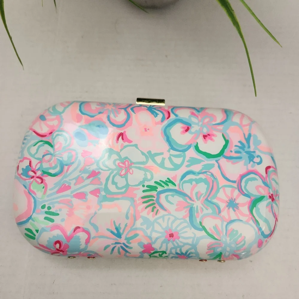 Lilly Pulitzer this elegant