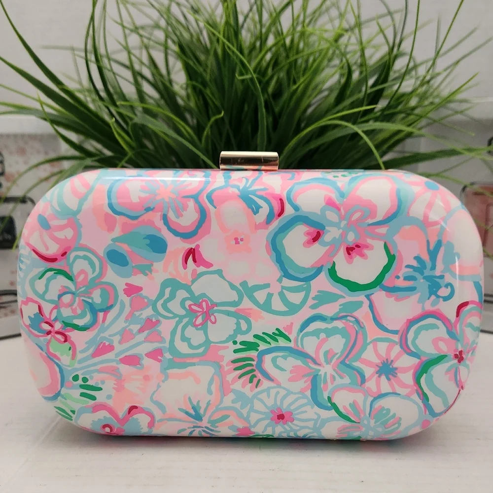 Lilly Pulitzer this elegant