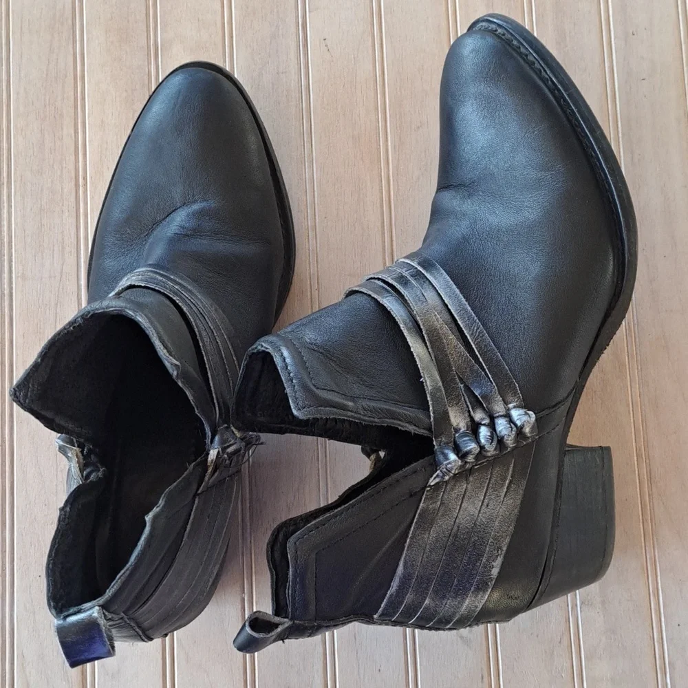Diba Skyler Western Blk Leather Cutout Ankle Boots Block Heel 8.5 Rustic Boho