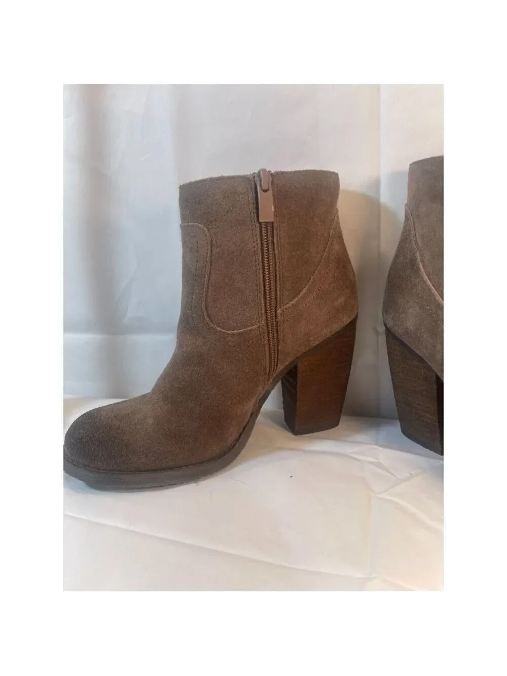 Sbicca Marimba Fringe ankle BOOT WESTERN  Taupe Size 7.5M