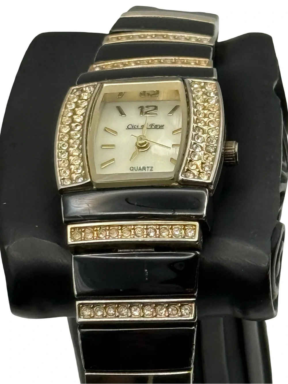 Cici & Faye watch fair