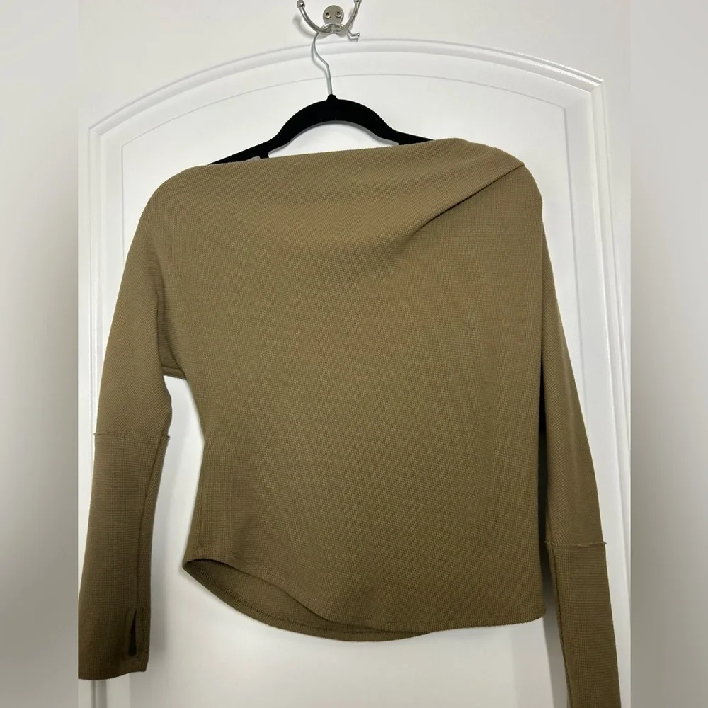 Free People Fuji Thermal Waffle Knit Long Sleeve Top size XS olive cozy comfy