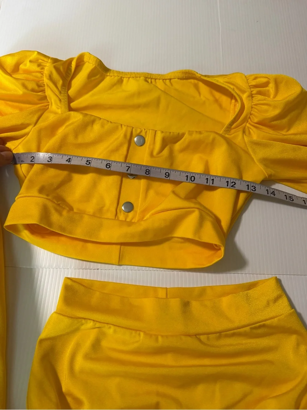 Kelle dance yellow