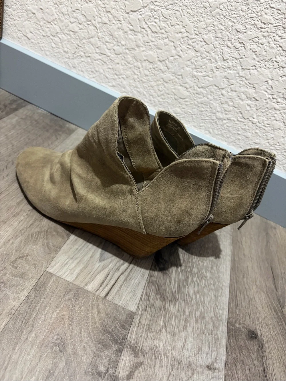 Gowner women’s taupe
