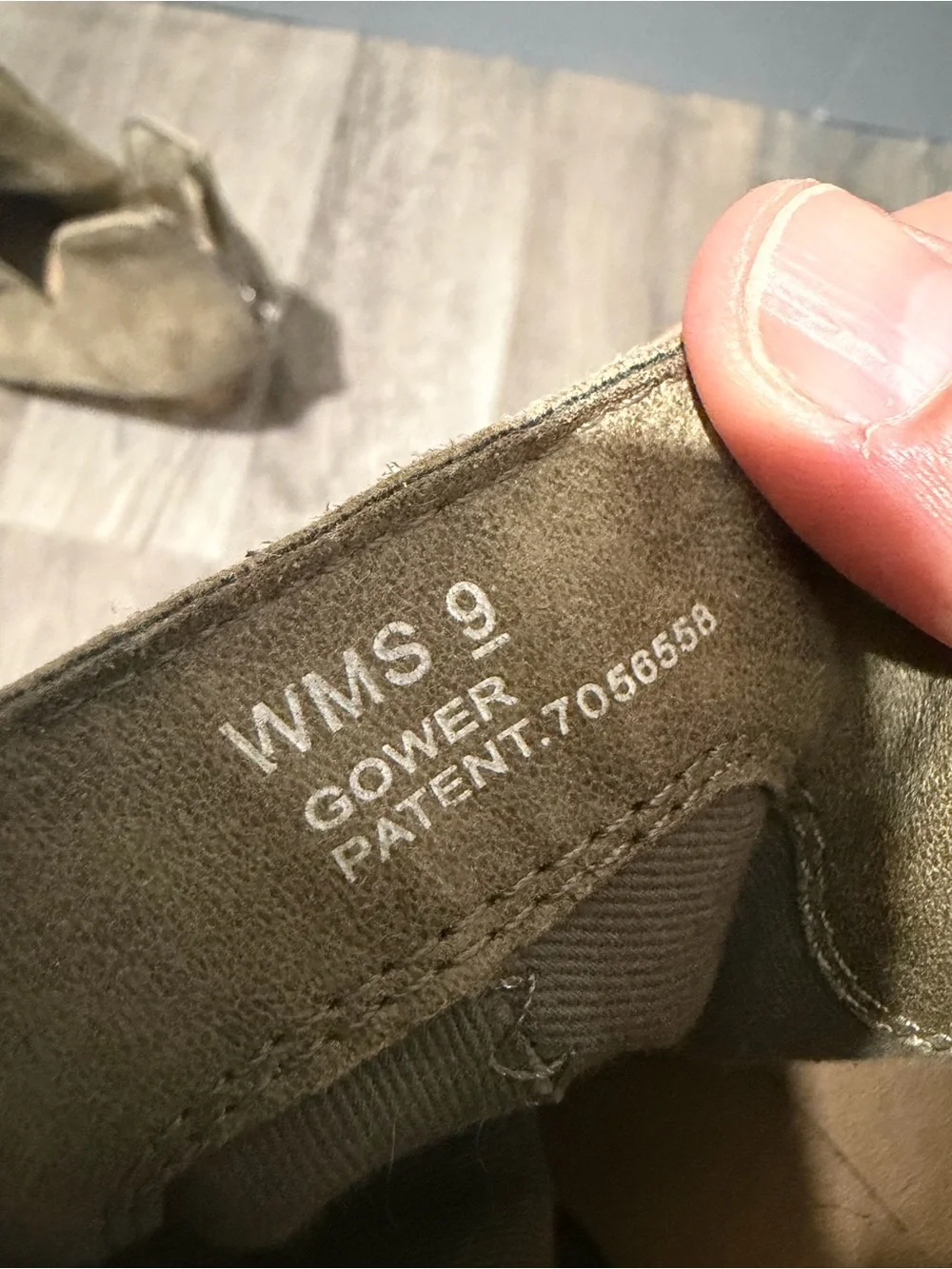 Gowner women’s taupe