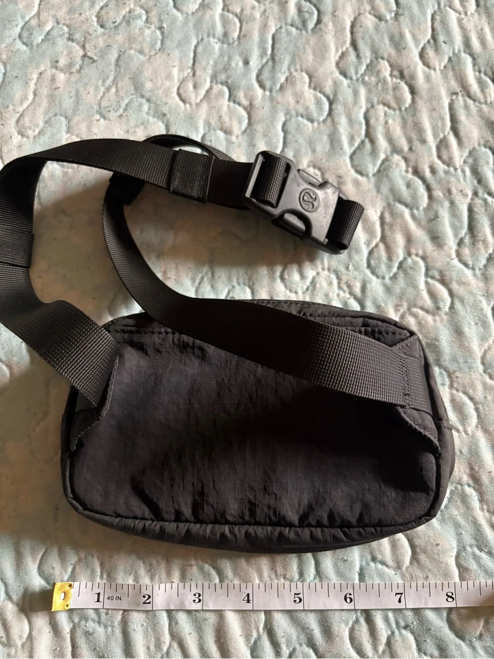 lululemon athletica low profile