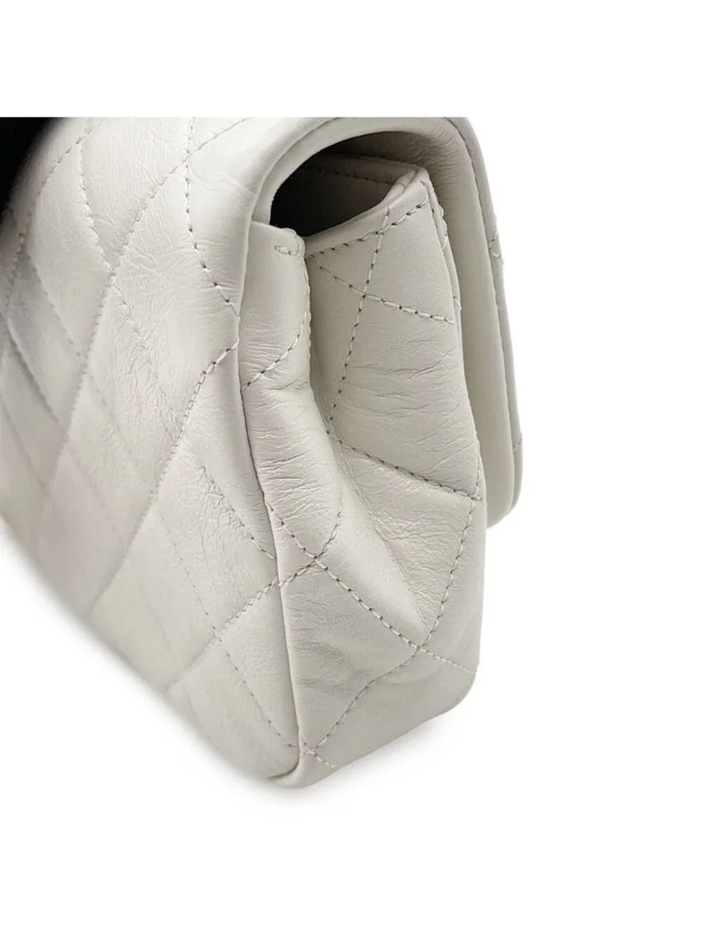 Chanel Chain Shoulder Bag Quilted CC Logo Lambskin White