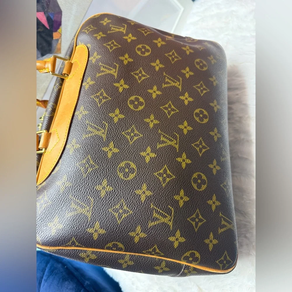 Louis Vuitton louis vuitton