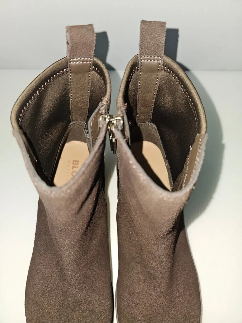 Blondo Caycie Waterproof Ankle Boot Brown Suede Chelsea Zip Fall Comfort Women 8