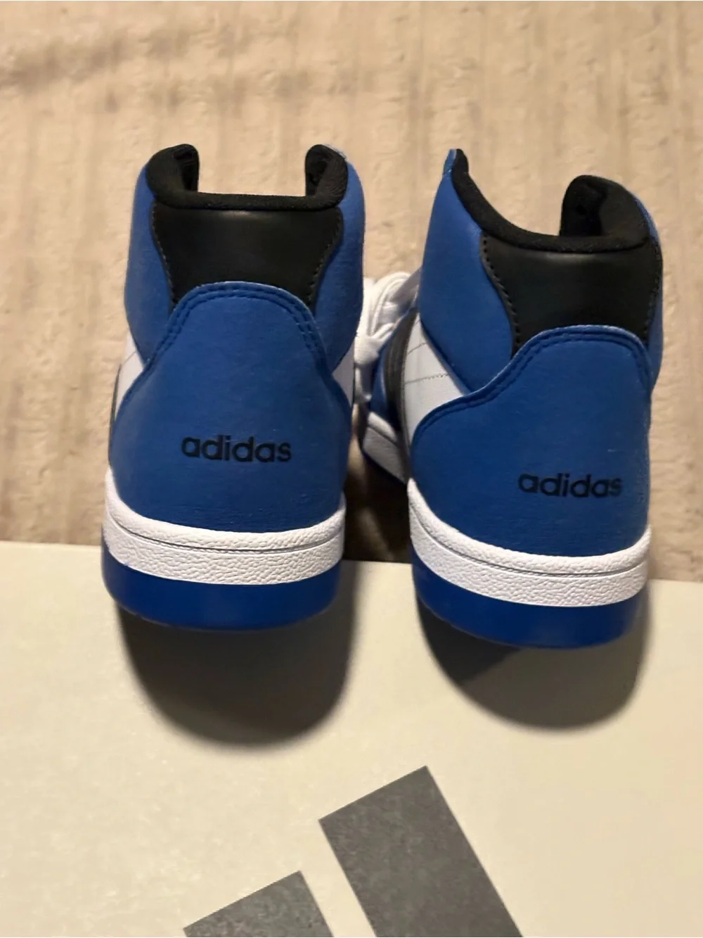 adidas classic low