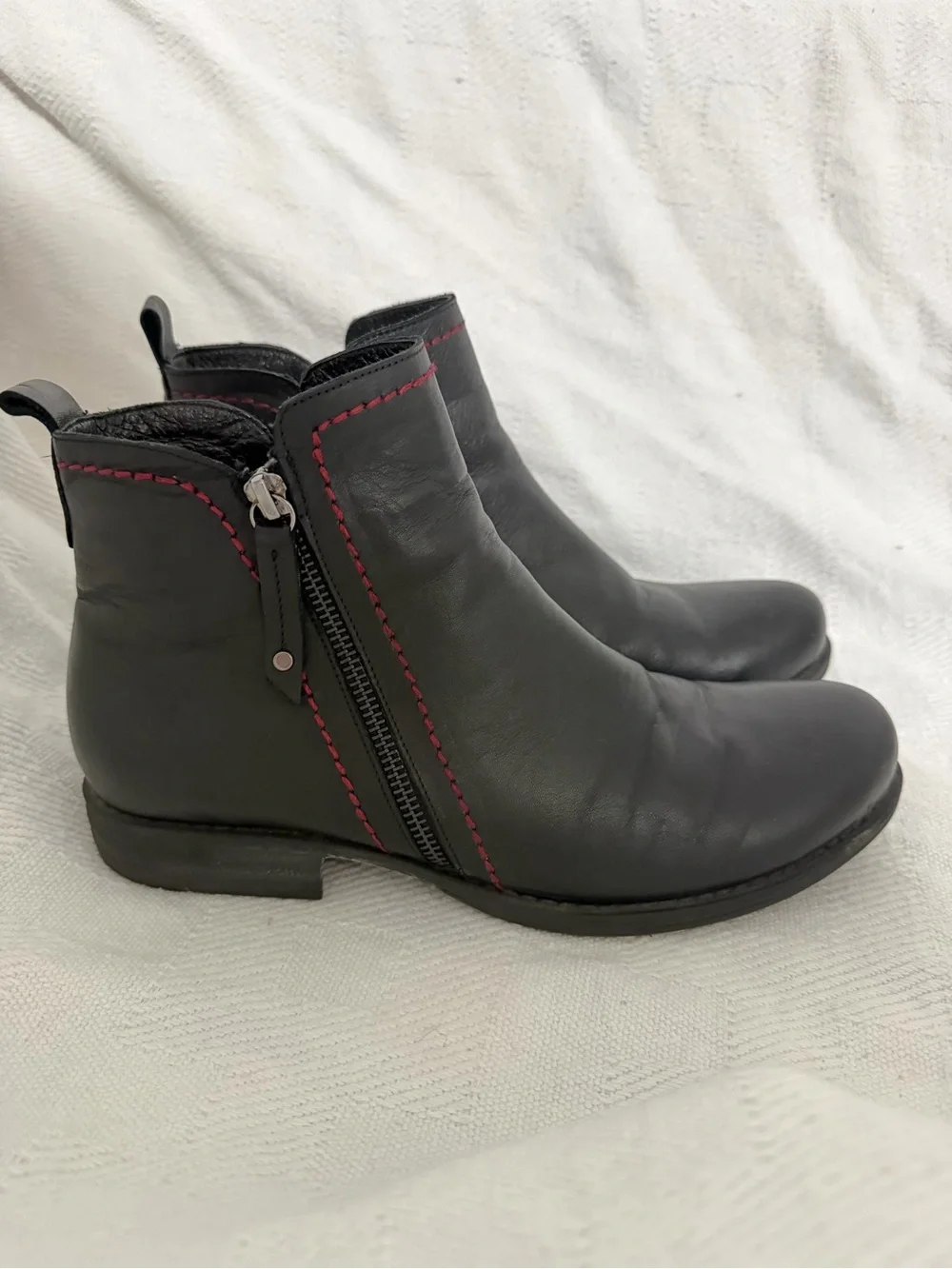 Spring Step black ankle