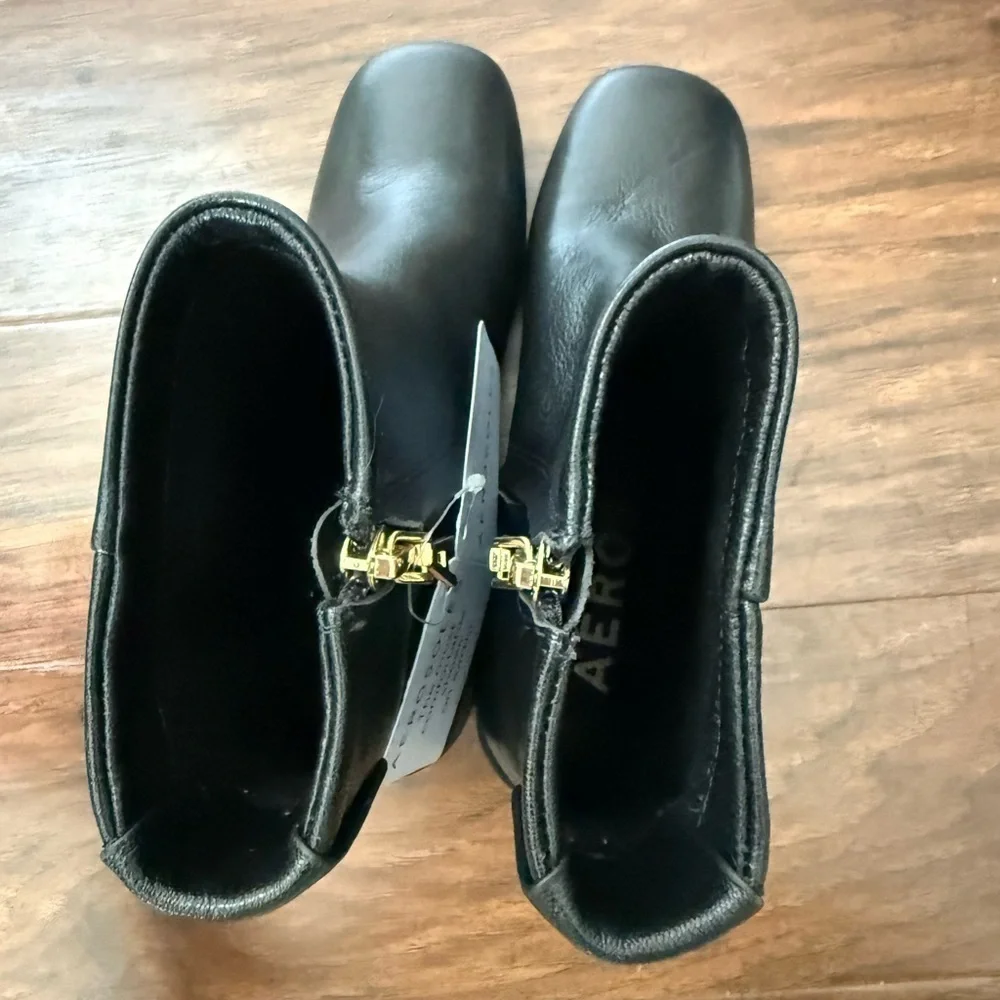 AEROSOLES these black