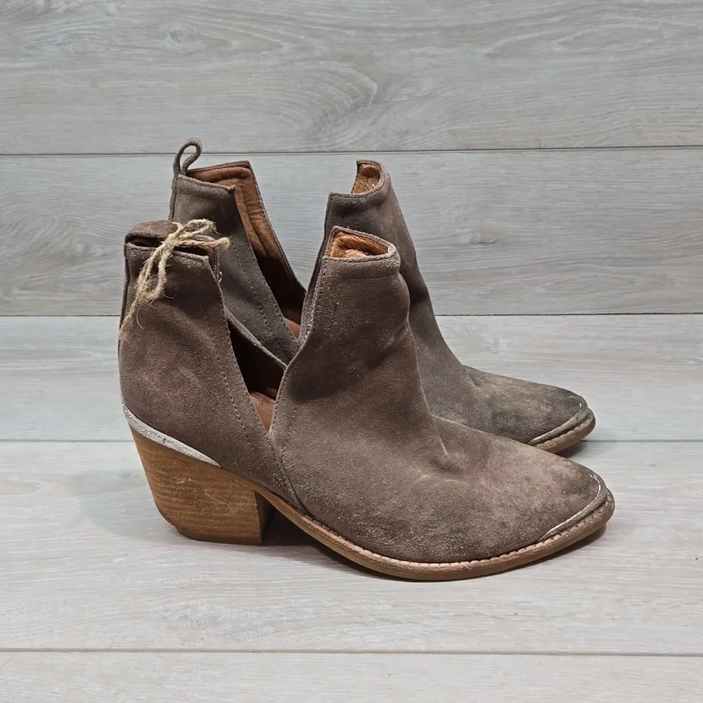 Jeffrey Campbell good pbox
