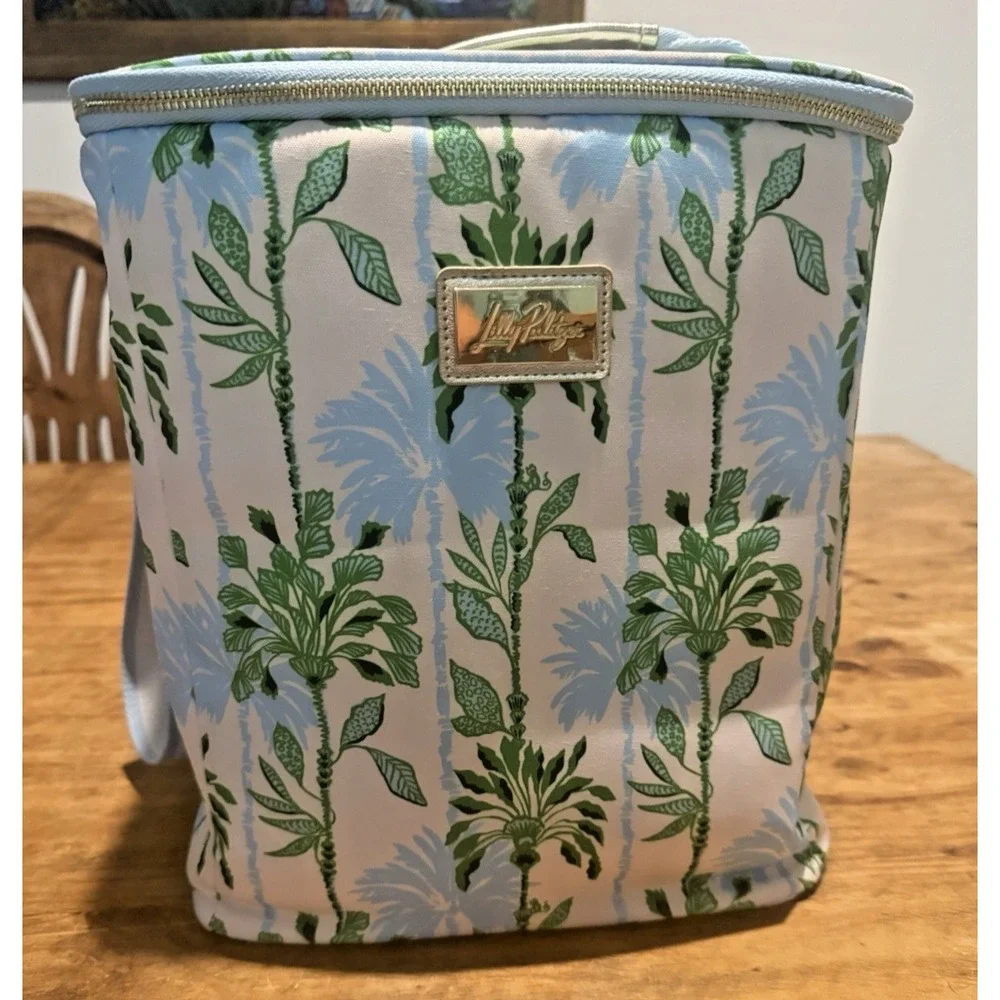 Lilly Pulitzer keeps bottles