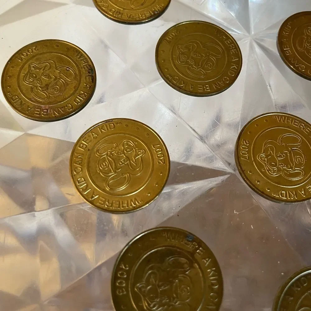 Chuck E Cheese 24 coins