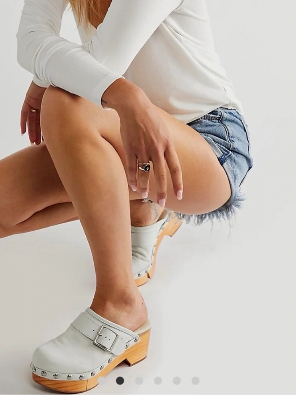 Free People questions leave