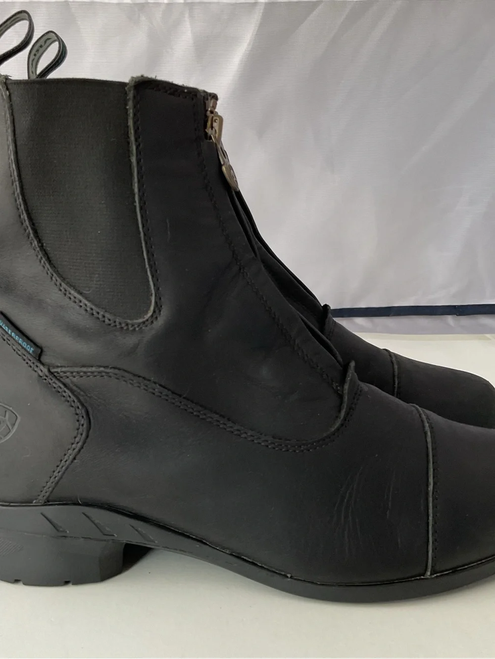 Ariat smooth black