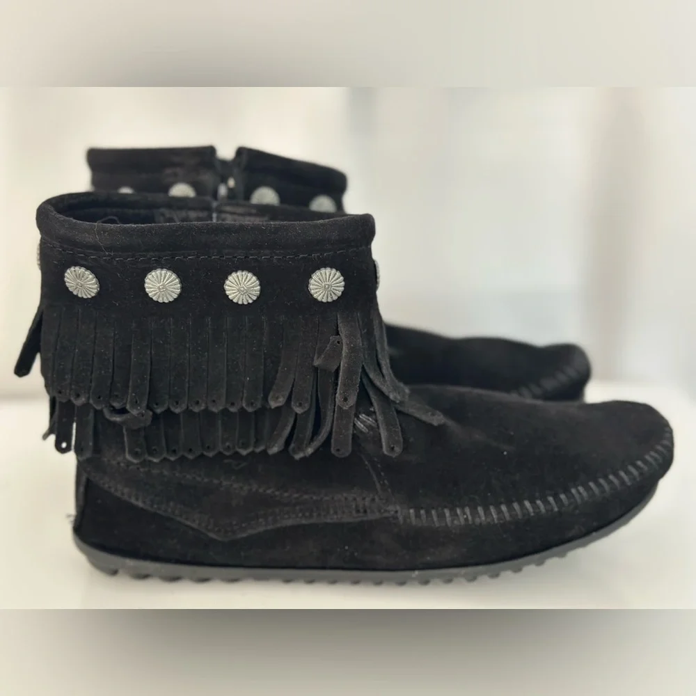 Minnetonka zip up
