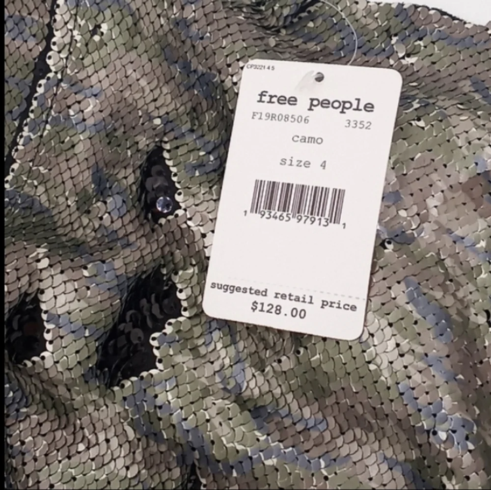Free People green tags