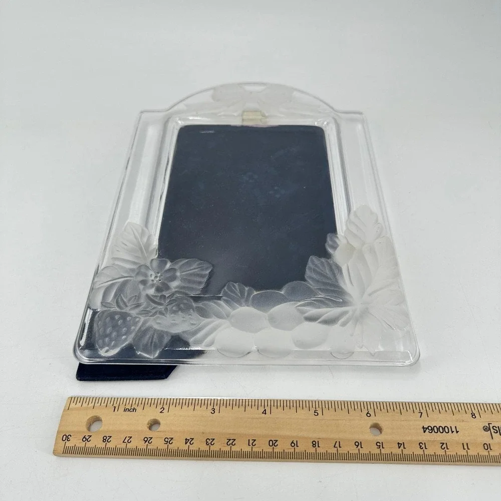 N/A frosted glass